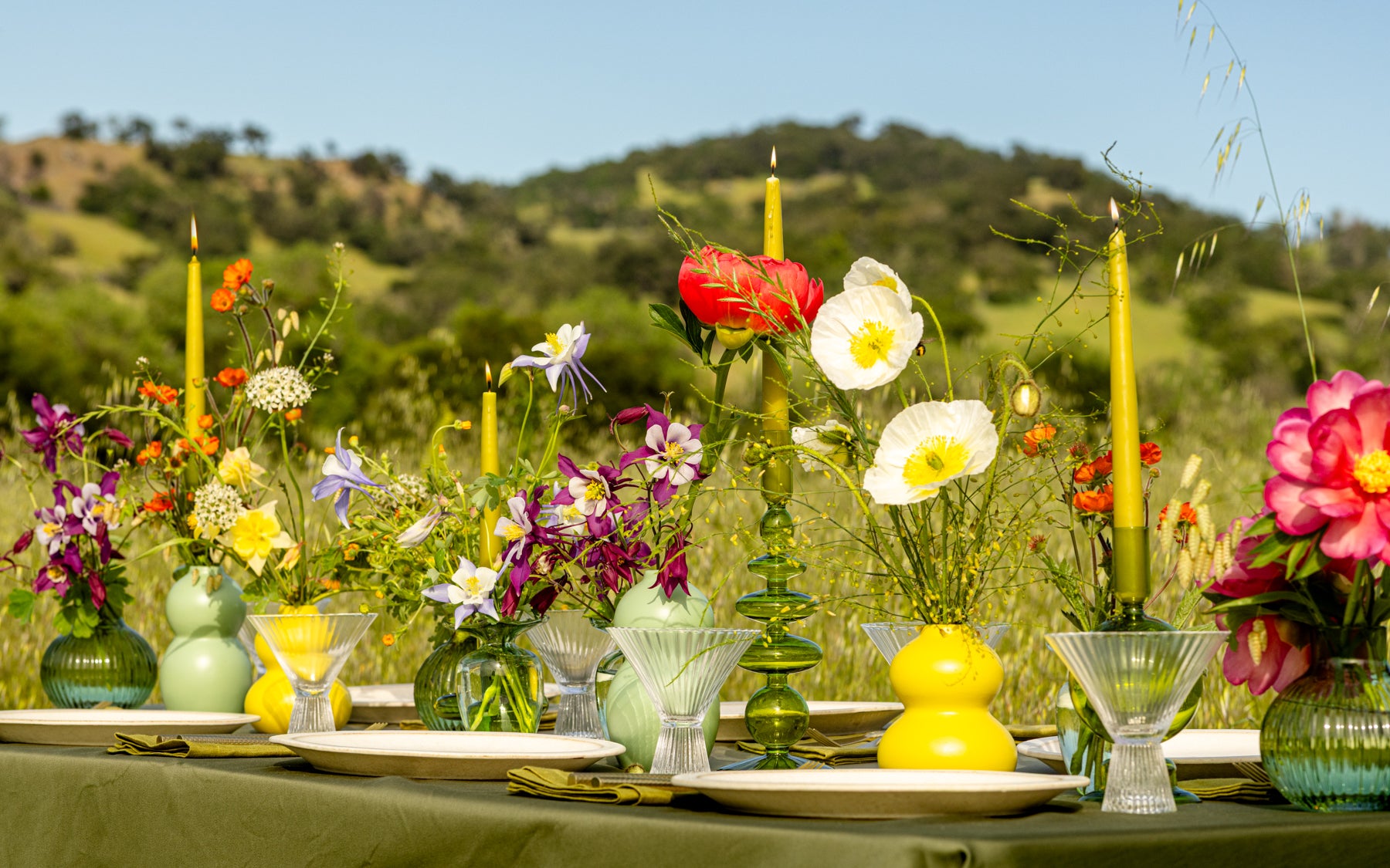 Spring seasonal floral table setting designed at Flower Porch using organic flowers from Front Porch Farm in Healdsburg CA.